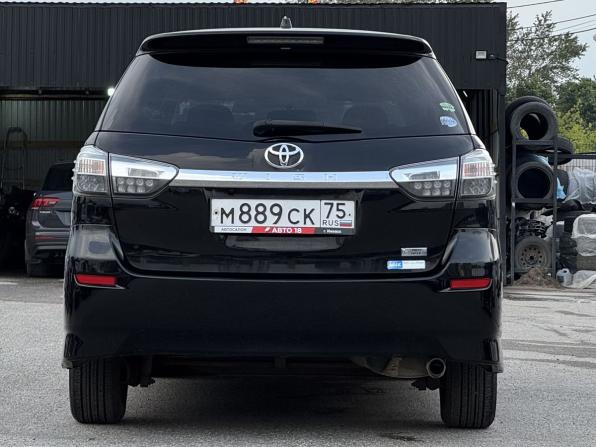 Toyota Wish II Рестайлинг с пробегом 2012 года, цена 1 159 000 рублей, 261257 км, минивэн, Автокод Объявления
