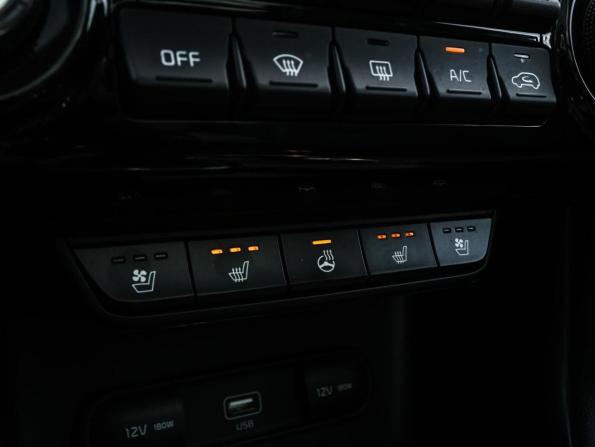 Kia Sportage IV Рестайлинг с пробегом 2019 года, цена 2 750 000 рублей, 106635 км, внедорожник, Автокод Объявления