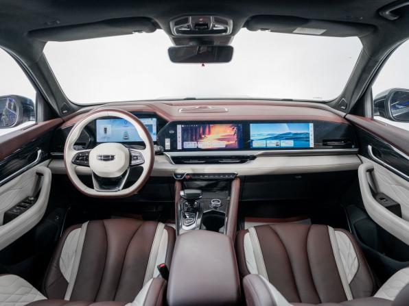 Geely Monjaro I с пробегом 2022 года, цена 2 490 000 рублей, 82030 км, внедорожник, Автокод Объявления