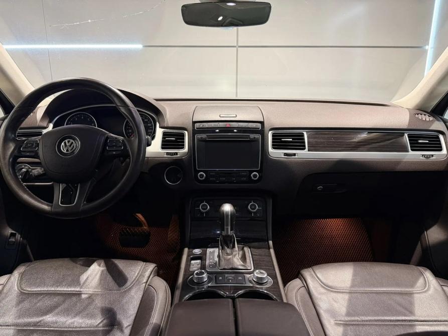 Volkswagen Touareg II Рестайлинг Новосибирск  - изображение 20