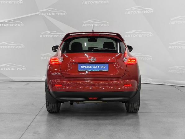 Nissan Juke I с пробегом 2012 года, цена 1 260 000 рублей, 152408 км, внедорожник, Автокод Объявления