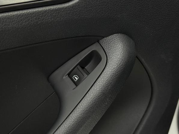 Volkswagen Jetta VI Рестайлинг с пробегом 2016 года, цена 1 290 000 рублей, 203863 км, седан, Автокод Объявления