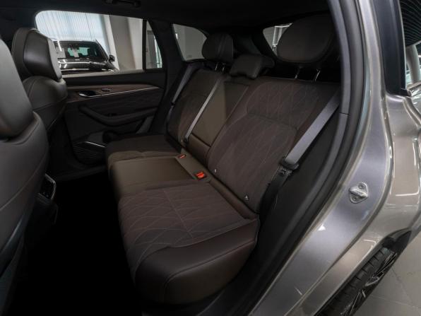 Geely Monjaro I Рестайлинг 2 с пробегом 2026 года, цена 4 200 000 рублей, 26 км, внедорожник, Автокод Объявления