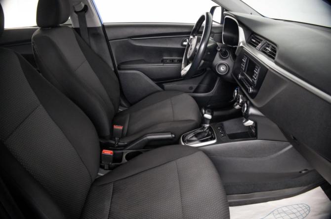 Kia Rio IV Рестайлинг с пробегом 2020 года, цена 1 579 000 рублей, 89052 км, седан, Автокод Объявления