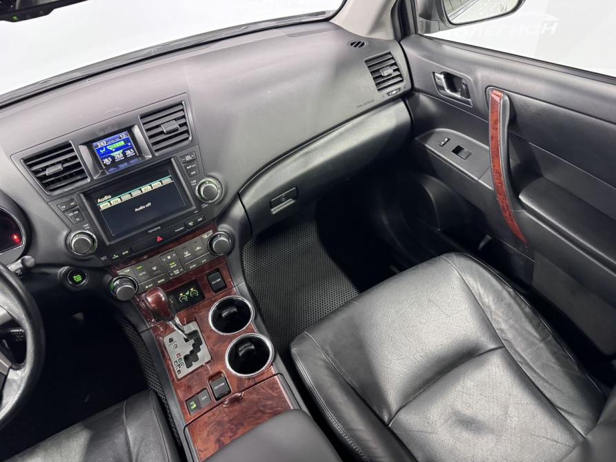 Toyota Highlander II (XU40) Рестайлинг Новосибирск  - изображение 17