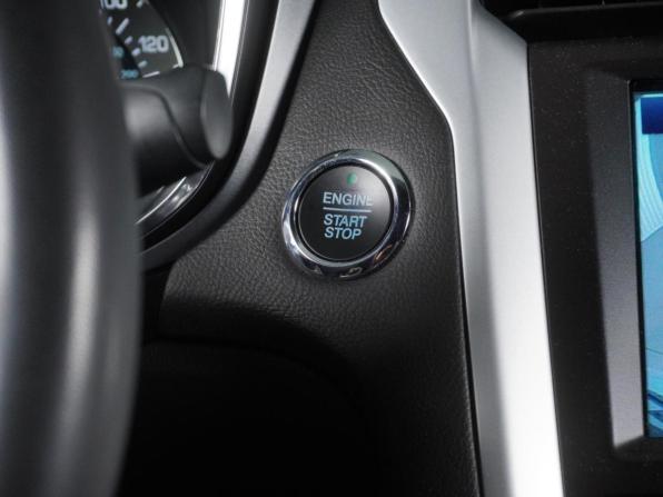 Ford Mondeo V с пробегом 2017 года, цена 1 885 000 рублей, 170404 км, седан, Автокод Объявления