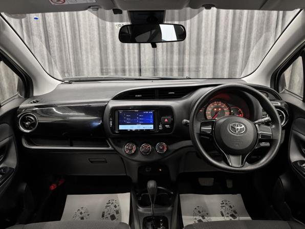Toyota Vitz III (XP130) Рестайлинг 2 с пробегом 2019 года, цена 999 000 рублей, 94946 км, хэтчбек, Автокод Объявления