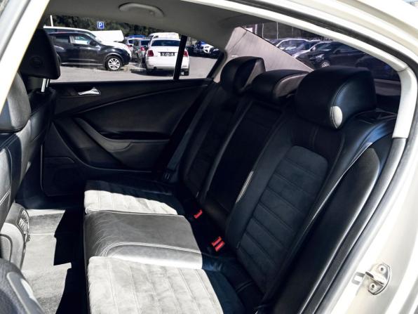 Volkswagen Passat B6 с пробегом 2008 года, цена 689 000 рублей, 275330 км, седан, Автокод Объявления