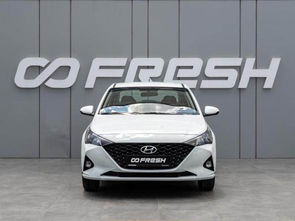 Hyundai Solaris II Рестайлинг с пробегом 2020 года, цена 1 348 000 рублей, 78505 км, седан, Автокод Объявления