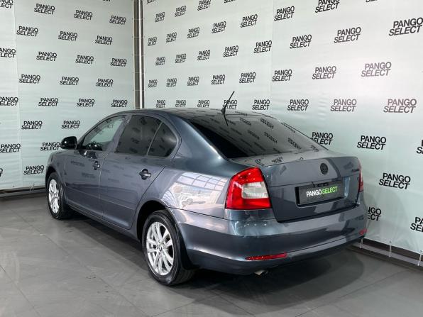 Skoda Octavia II (A5) Рестайлинг с пробегом 2011 года, цена 550 000 рублей, 288605 км, лифтбек, Автокод Объявления