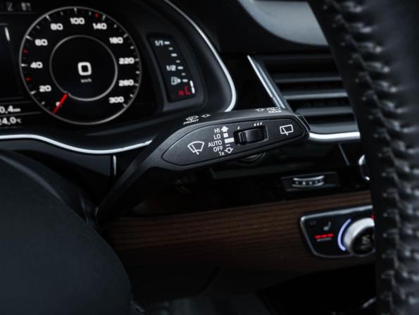Audi Q7 II (4M) с пробегом 2018 года, цена 3 749 000 рублей, 225800 км, внедорожник, Автокод Объявления