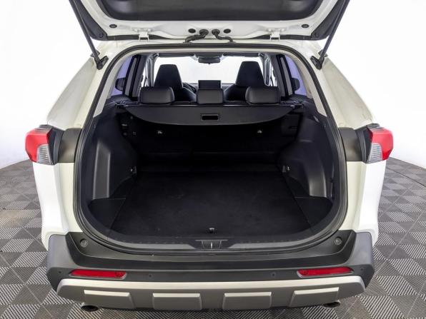 Toyota RAV4 V (XA50) с пробегом 2022 года, цена 3 730 000 рублей, 35775 км, внедорожник, Автокод Объявления