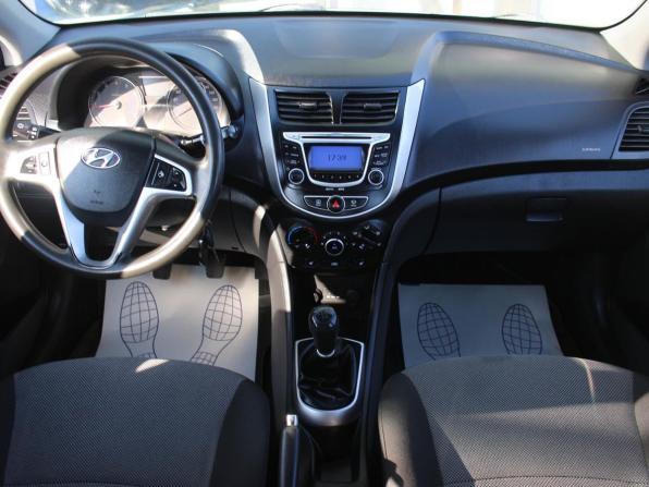 Hyundai Solaris I с пробегом 2012 года, цена 770 000 рублей, 83582 км, седан, Автокод Объявления