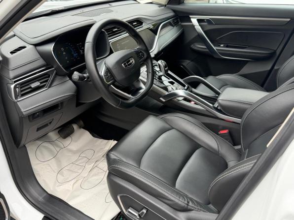 Geely Atlas Pro с пробегом 2023 года, цена 1 899 000 рублей, 81000 км, внедорожник, Автокод Объявления