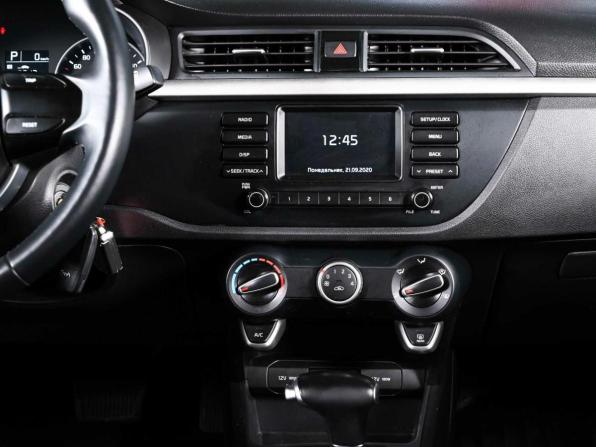 Kia Rio IV с пробегом 2020 года, цена 1 800 000 рублей, 77006 км, хэтчбек, Автокод Объявления