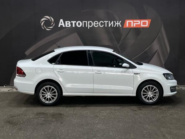 Volkswagen Polo V Рестайлинг с пробегом 2018 года, цена 1 170 000 рублей, 131092 км, седан, Автокод Объявления