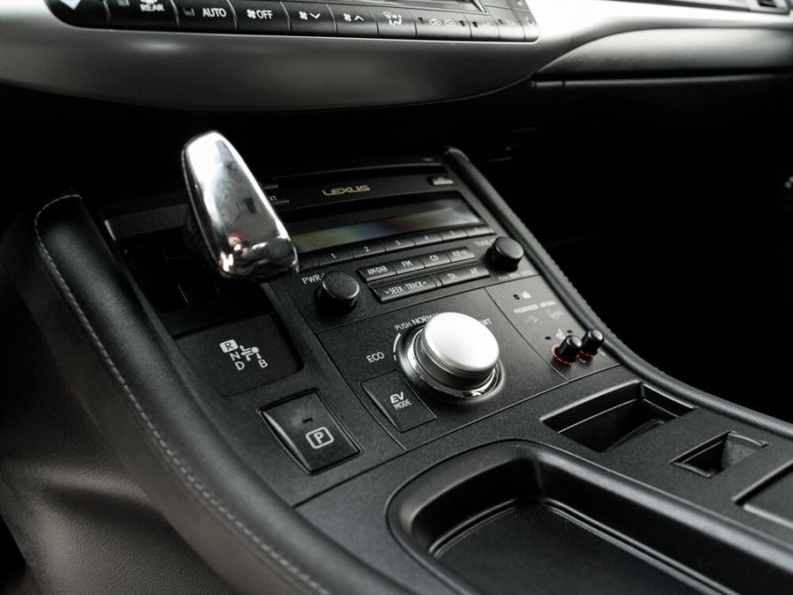 Lexus CT I Екатеринбург  - изображение 21