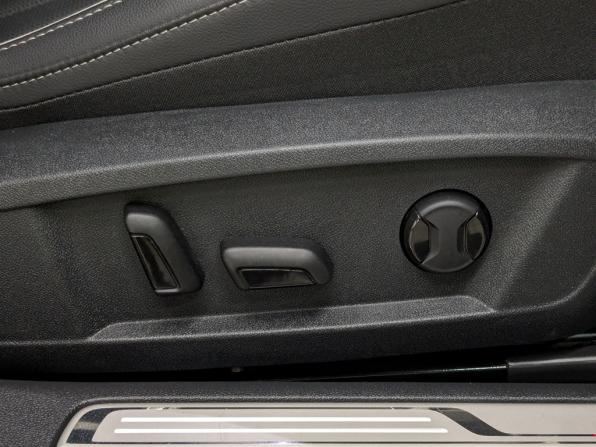 Volkswagen Passat B8 Рестайлинг с пробегом 2023 года, цена 3 500 000 рублей, 27903 км, седан, Автокод Объявления