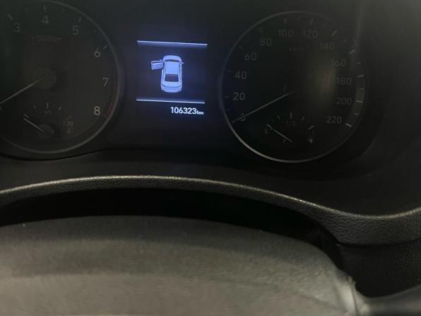 Hyundai Solaris II с пробегом 2018 года, цена 1 177 000 рублей, 100000 км, седан, Автокод Объявления
