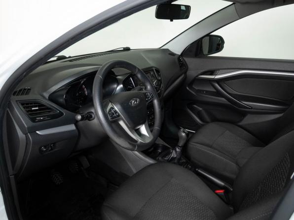 Lada (ВАЗ) Vesta I с пробегом 2018 года, цена 840 000 рублей, 114144 км, седан, Автокод Объявления