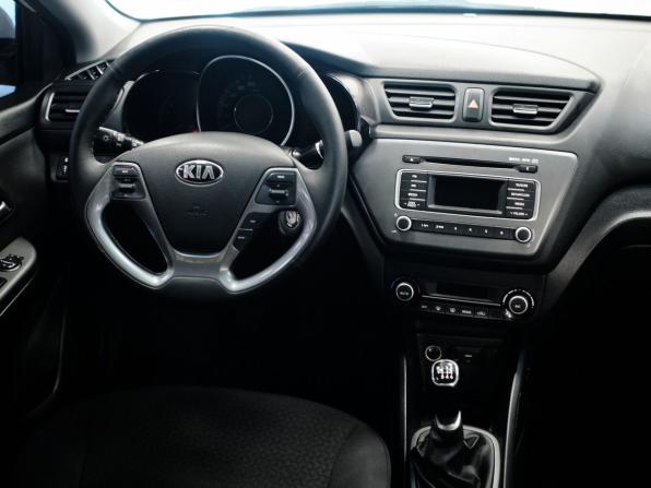 Kia Rio III Рестайлинг с пробегом 2016 года, цена 696 000 рублей, 273910 км, седан, Автокод Объявления