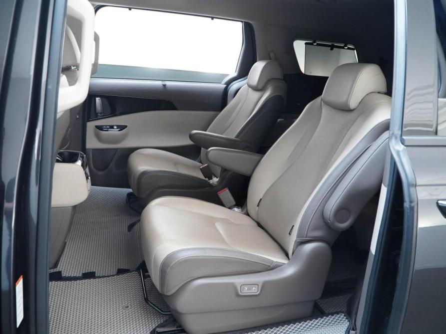 Kia Carnival IV Москва  - изображение 10