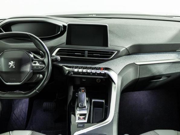 Peugeot 5008 II с пробегом 2018 года, цена 1 549 777 рублей, 200945 км, внедорожник, Автокод Объявления