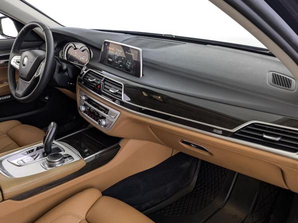 BMW 7 серии VI (G11/G12) с пробегом 2016 года, цена 3 185 000 рублей, 170782 км, седан, Автокод Объявления