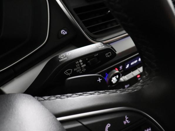 Audi Q5 II (FY) Рестайлинг с пробегом 2021 года, цена 4 589 000 рублей, 81333 км, внедорожник, Автокод Объявления