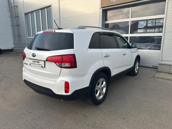Kia Sorento II Рестайлинг с пробегом 2018 года, цена 1 350 000 рублей, 200697 км, внедорожник, Автокод Объявления