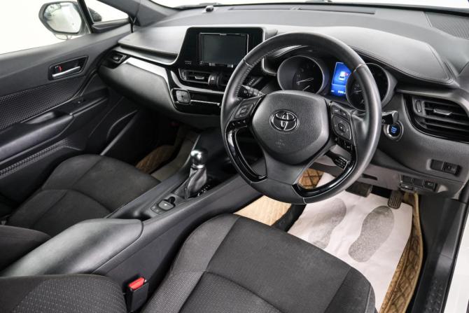 Toyota C-HR I с пробегом 2019 года, цена 1 949 000 рублей, 97000 км, внедорожник, Автокод Объявления