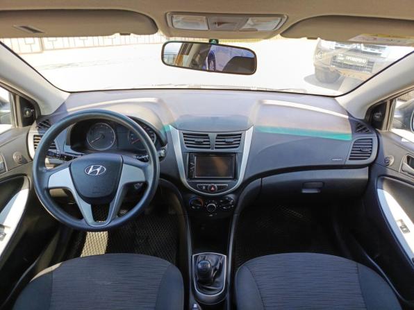 Hyundai Solaris I Рестайлинг с пробегом 2016 года, цена 880 000 рублей, 124697 км, хэтчбек, Автокод Объявления