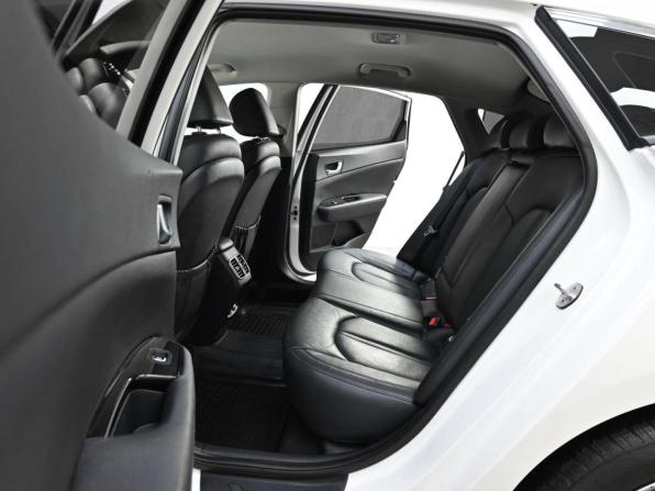 Kia Optima IV с пробегом 2017 года, цена 949 000 рублей, 94169 км, седан, Автокод Объявления