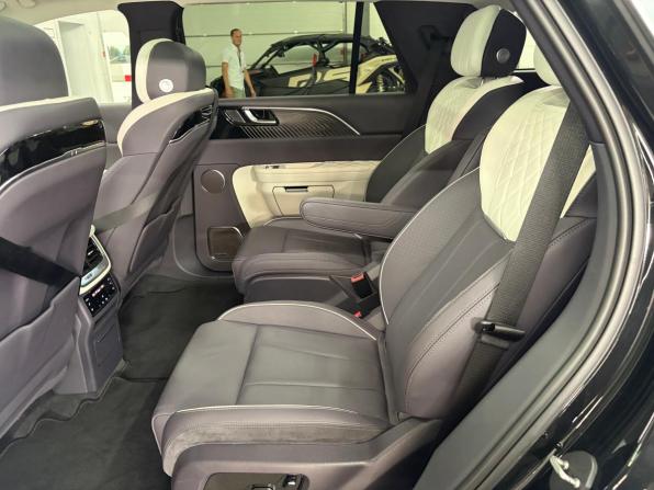 Hongqi E-HS9 с пробегом 2021 года, цена 4 400 000 рублей, 26000 км, внедорожник, Автокод Объявления