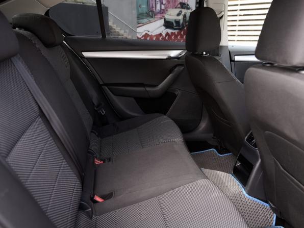 Skoda Octavia III (A7) с пробегом 2014 года, цена 715 000 рублей, 305278 км, лифтбек, Автокод Объявления