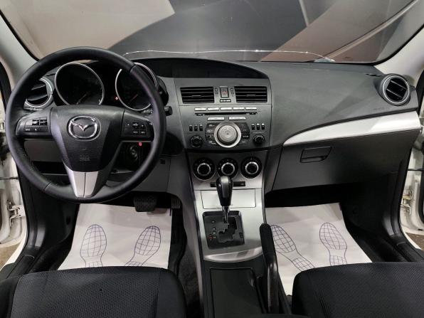Mazda 3 II (BL) с пробегом 2010 года, цена 645 000 рублей, 267933 км, седан, Автокод Объявления