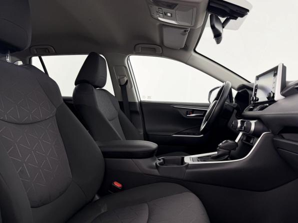 Toyota RAV4 V (XA50) с пробегом 2021 года, цена 3 150 000 рублей, 51032 км, внедорожник, Автокод Объявления
