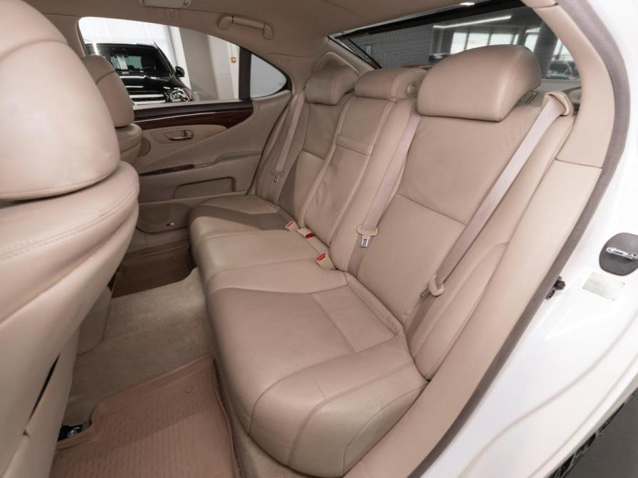 Lexus LS IV Москва  - изображение 13