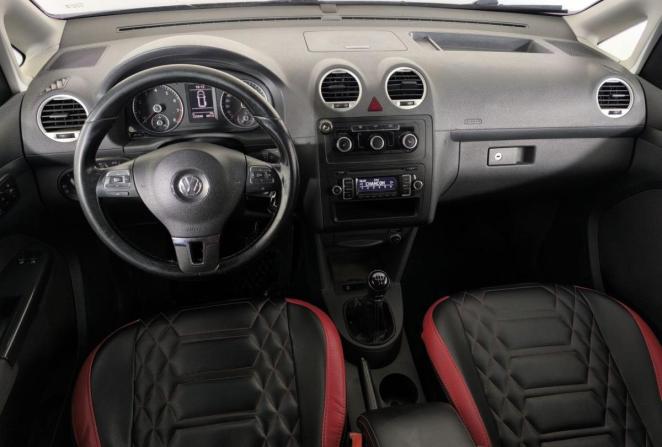 Volkswagen Caddy III Рестайлинг с пробегом 2013 года, цена 750 000 рублей, 229260 км, компактвэн, Автокод Объявления