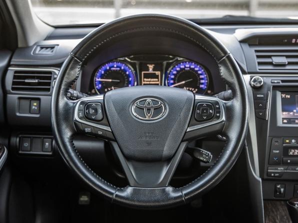 Toyota Camry VII (XV50) Рестайлинг с пробегом 2015 года, цена 2 468 000 рублей, 137156 км, седан, Автокод Объявления