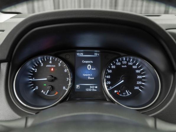 Nissan Qashqai II с пробегом 2018 года, цена 1 675 000 рублей, 123196 км, внедорожник, Автокод Объявления