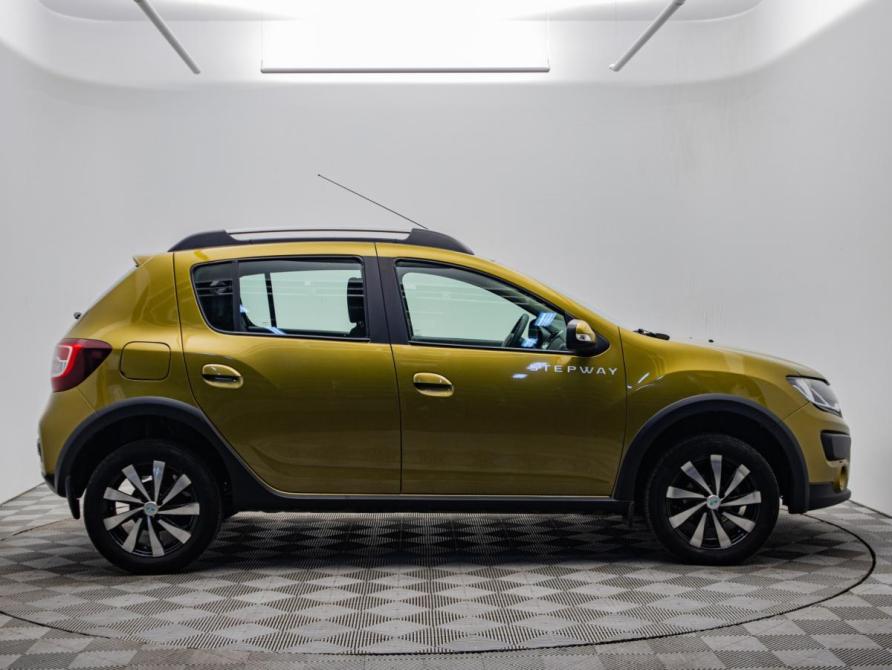 Renault Sandero II Москва  - изображение 7