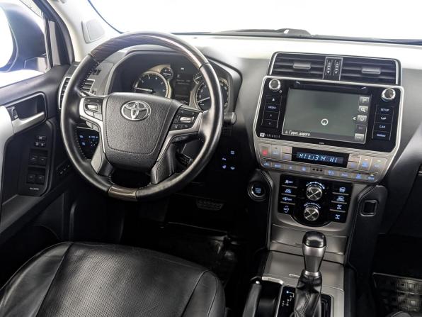 Toyota Land Cruiser Prado 150 Series Рестайлинг 2 с пробегом 2018 года, цена 4 370 000 рублей, 238427 км, внедорожник, Автокод Объявления