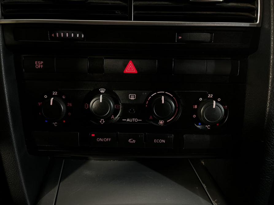 Audi A6 III (C6) Рестайлинг Великий Новгород  - изображение 16