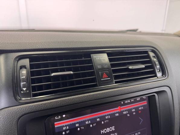 Volkswagen Jetta VI Рестайлинг с пробегом 2016 года, цена 1 199 000 рублей, 153000 км, седан, Автокод Объявления