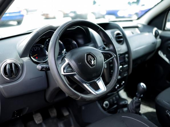 Renault Duster I Рестайлинг с пробегом 2019 года, цена 1 429 000 рублей, 110473 км, внедорожник, Автокод Объявления