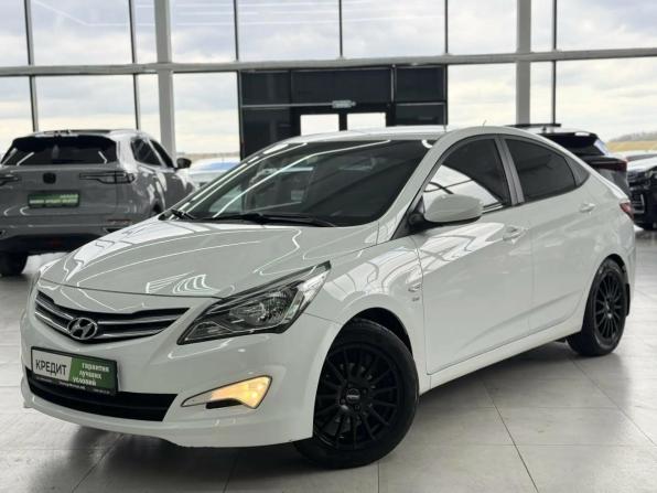 Hyundai Solaris I Рестайлинг с пробегом 2016 года, цена 1 139 000 рублей, 141000 км, седан, Автокод Объявления