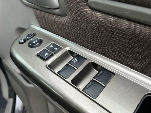 Honda Stepwgn V с пробегом 2016 года, цена 1 979 000 рублей, 228576 км, минивэн, Автокод Объявления