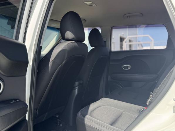 Kia Soul II Рестайлинг с пробегом 2017 года, цена 1 525 000 рублей, 86948 км, хэтчбек, Автокод Объявления