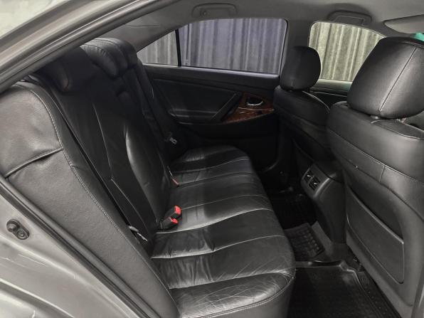 Toyota Camry VI (XV40) Рестайлинг с пробегом 2011 года, цена 1 220 000 рублей, 235252 км, седан, Автокод Объявления